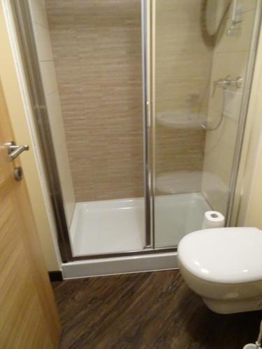 Salle de bains dans l'établissement Kramer Hiša