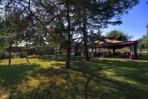 Taman di luar Il Dosso Agriturismo