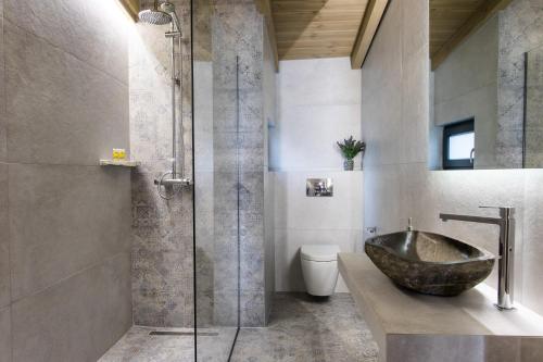 Koupelna v ubytování Meteora boutique villa A