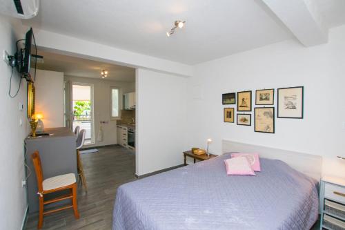 Postel nebo postele na pokoji v ubytování Apartment Roje