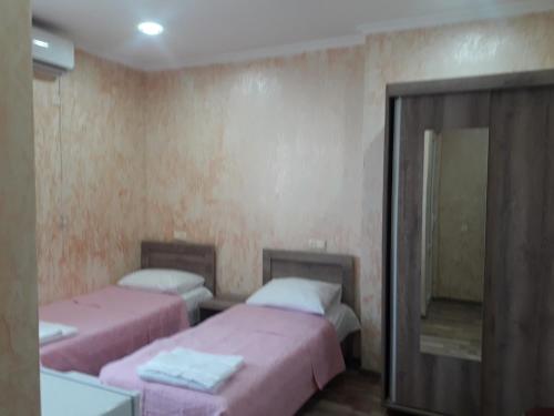 Gallery image of Guest House MARINA in K'obulet'i