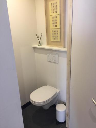Un baño de Suite 336