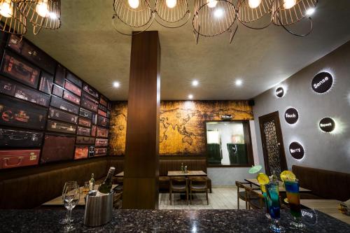 Χώρος καθιστικού στο Hotel Asansol International