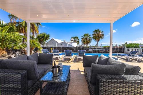 Casa Flamingo - LH106 By Villas Now Ltd