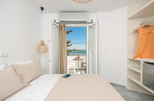 Gallery image of Prestige on the beach in Naxos Chora