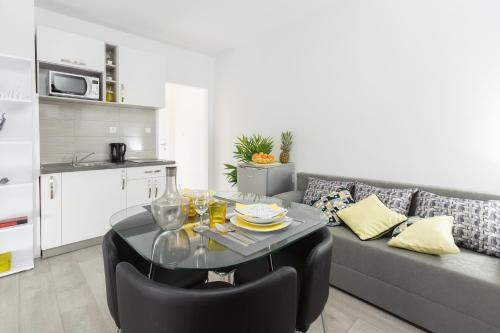 Η κουζίνα ή μικρή κουζίνα στο AMI apartments