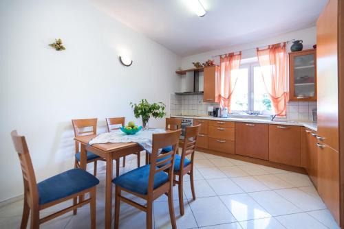 De Luxe Apartment Mediteran 5