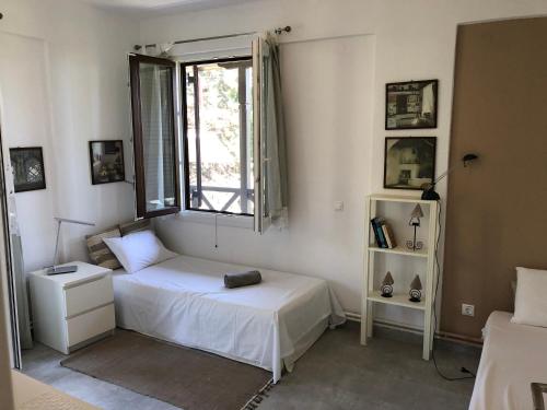 Sofia's Pearl Beachfront Maisonette