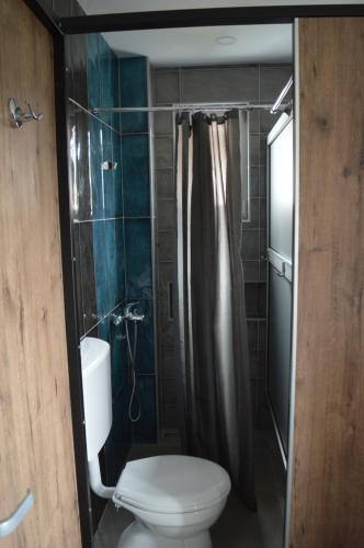 Phòng tắm tại Mystic River Design Hostel