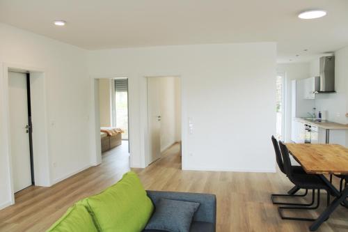 Dapur atau dapur kecil di moderne Ferienwohnung in ruhiger Lage