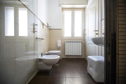 A bathroom at B&B Brindesi