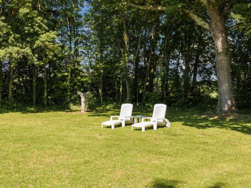Un jardín fuera de Rustic Chic Country Cottage