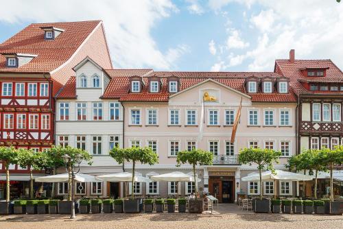 Zum Löwen Design Hotel Resort & Spa builder 1