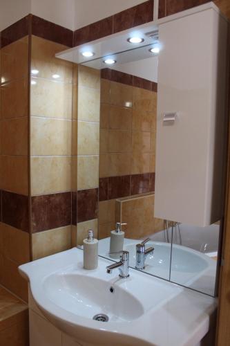 Un baño de Korall Apartman