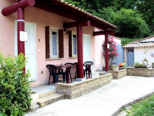 Φωτογραφία από το άλμπουμ του Logis Hotel Restaurant la Corniche des Cevennes σε Saint-Jean-du-Gard