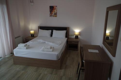 Gallery image of Anesis Luxury Apartments in Skala Sotiros
