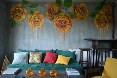 Zona de estar de Mystic River Design Hostel