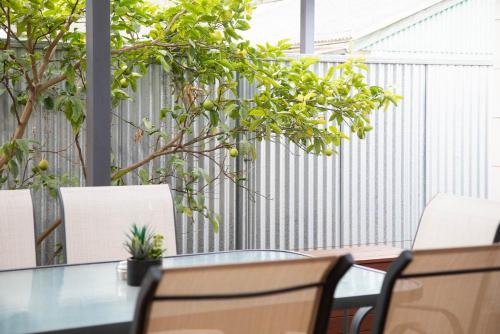 Φωτογραφία από το άλμπουμ του Domain One Apartment σε Mount Gambier