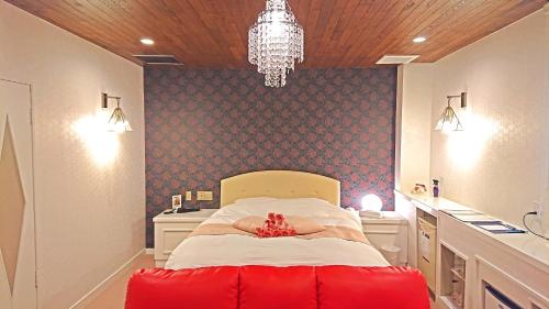 Postel nebo postele na pokoji v ubytování Pal Annex Kitakyushu (Love Hotel)