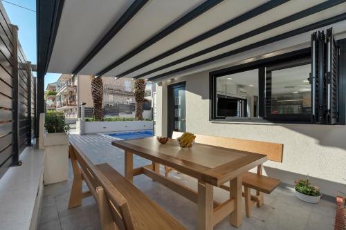 Lulani Makarska pool apartment