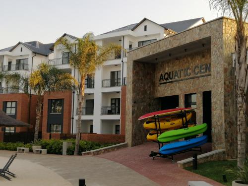 Animación nocturna para los clientes de The Blyde Lagoon, Pretoria
