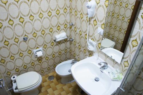 Ένα μπάνιο στο Albergo D'Onofrio