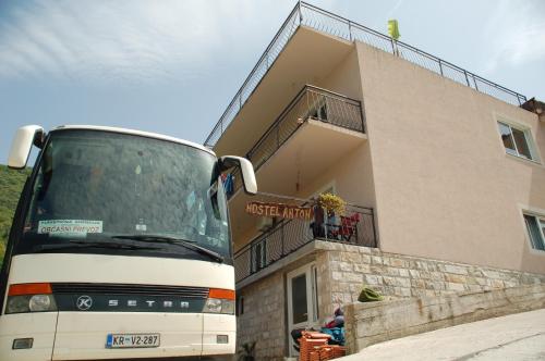 Budova, kde se hostel nachází