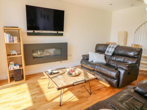1 St Aidans Court – Photos 3