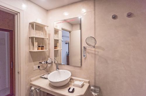 Koupelna v ubytování Hotel Sa Volta