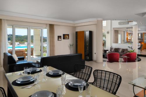 Posezení v ubytování Andrealexia Sea View Villa