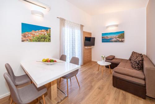 Apartments Kricin II