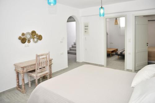 Postel nebo postele na pokoji v ubytování Villa Erato Naxian album with private pool in Naxos