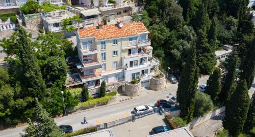 Luxury Apartment Mrs. Perfect