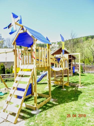 Apartmánový Dům Pasťákにあるキッズエリア