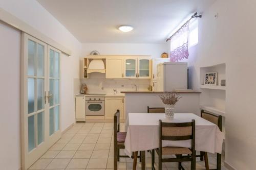 Apartments Amalia