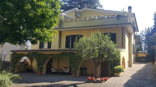 Το κτήριο όπου στεγάζεται  το bed & breakfast
