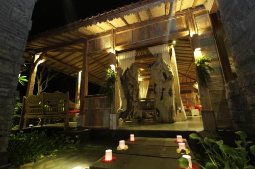 Un jardín fuera de Ubud Virgin Villa