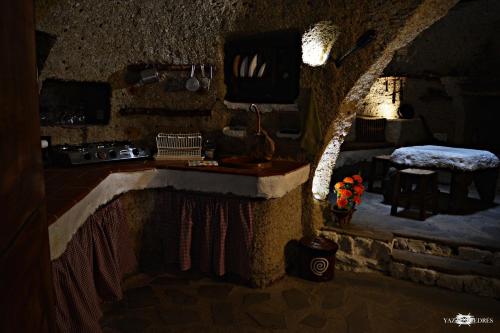 Kitchen o kitchenette sa Casas Cueva Alfer