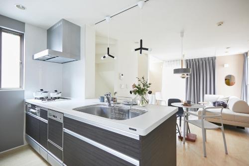 Kuchyň nebo kuchyňský kout v ubytování P O IN T - 3BR Villa - Ikebukuro