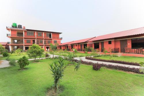 Taman di luar Vision Safari Pvt Ltd