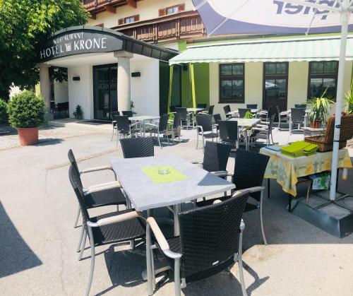Un restaurante u otro lugar para comer en Hotel Krone