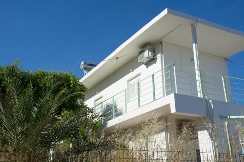 Το κτήριο όπου στεγάζεται  το διαμέρισμα