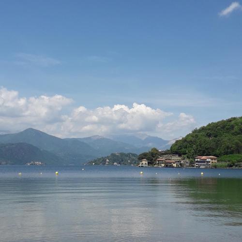 Fotografie z fotogalerie ubytování Guest House Seme Di Faggio v destinaci Miasino
