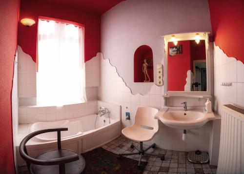 A bathroom at Santico Art Hotel and Hostel