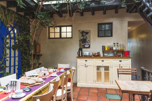 La Rose B&B tesisinde mutfak veya mini mutfak