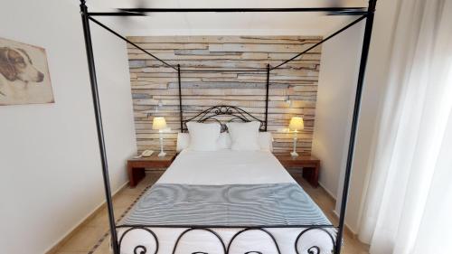 Katil atau katil-katil dalam bilik di Hotel Boutique MR Palau Verd - Adults Only