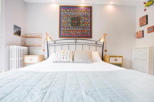 Ondarreta Villa Apartment with free parking, AC and outdoor terrace by the beach