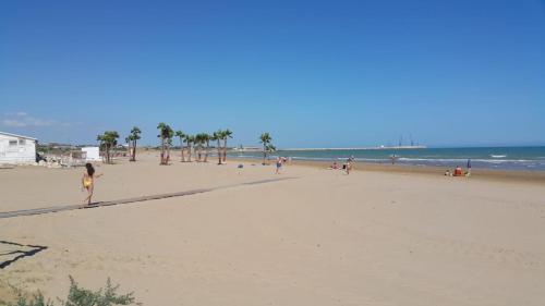 Pantai di atau di dekat vila