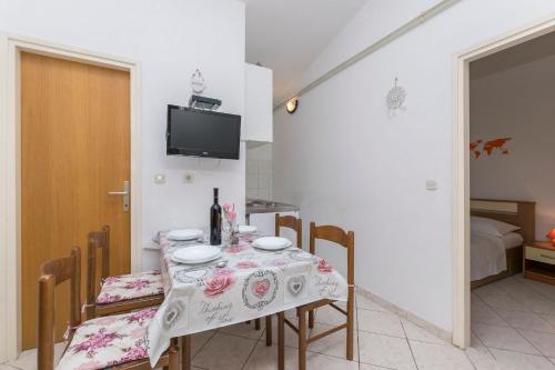 Apartments Miroslava