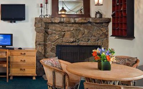 Branding Iron Motel – Photos 2
